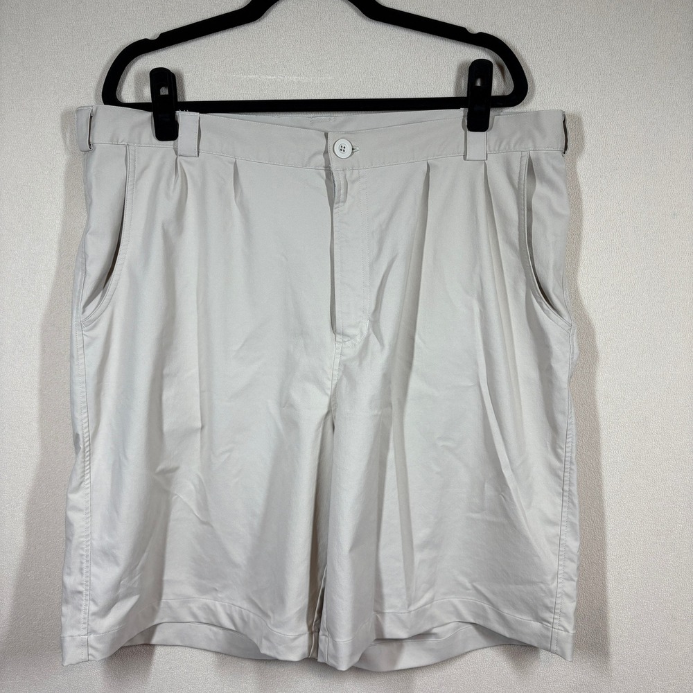 Under Armour Mens Pleated Golf Shorts 42 Tan Khaki Performance Activewear Preppy